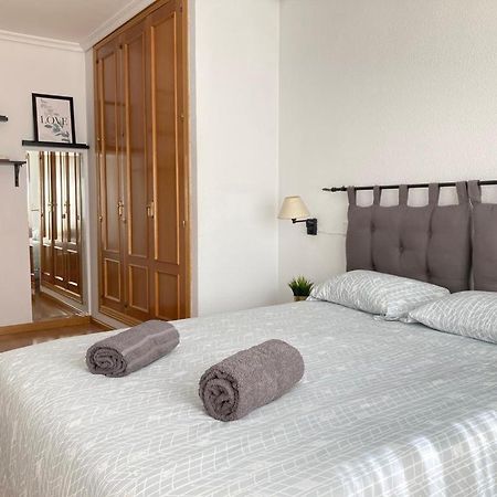 Apartamento grande, 2 dormitorios + garaje Madrid Exterior foto